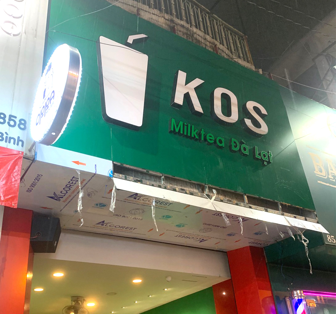 Báo giá thi công chữ nổi Mica gắn đèn led 1